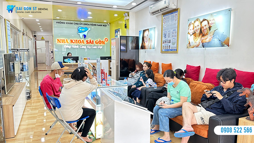 Niềng Răng Mắc Cài Kim Loại Là Gì Chi Phí Bao Nhiêu