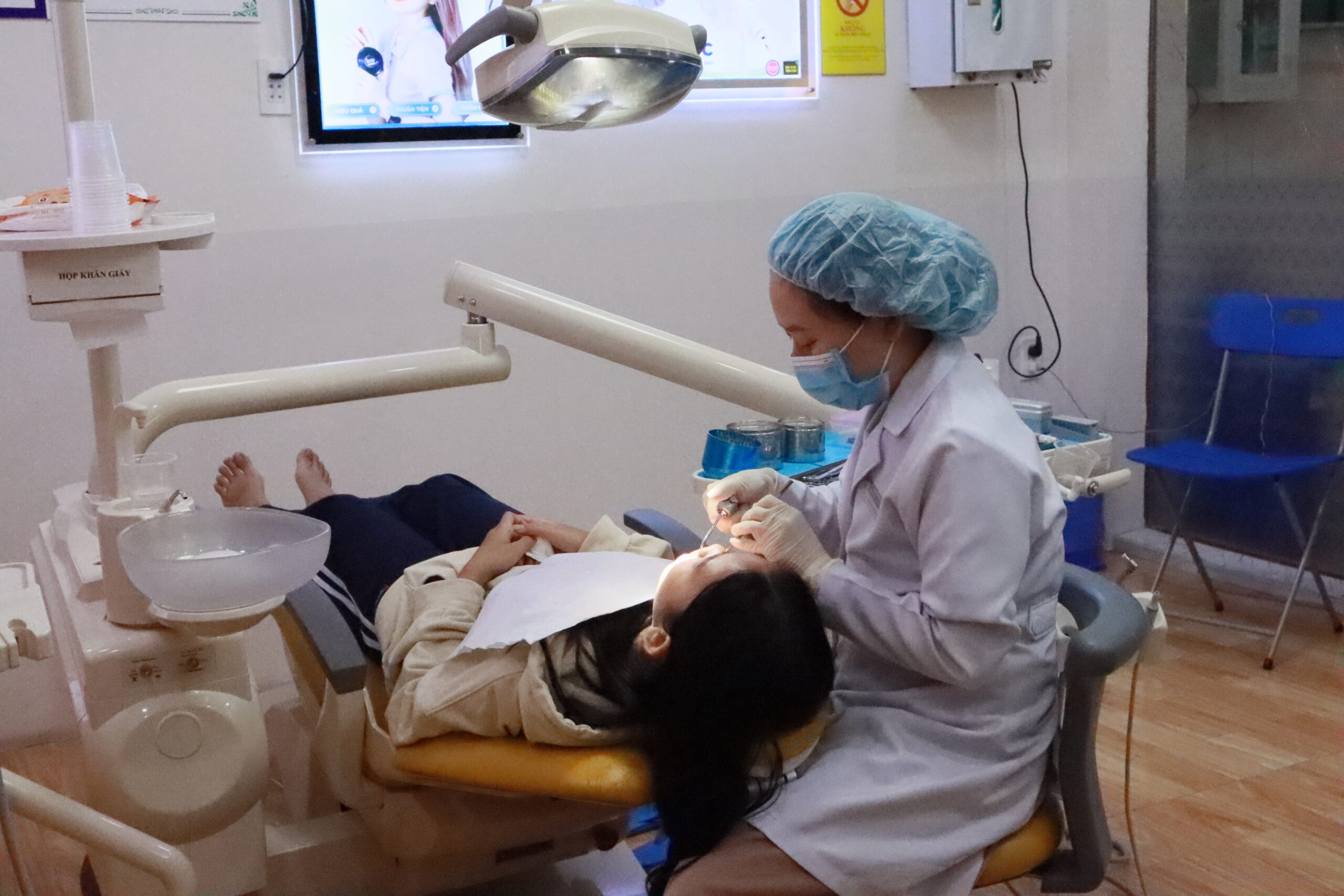 Niềng Răng Mắc Cài Kim Loại Là Gì Chi Phí Bao Nhiêu