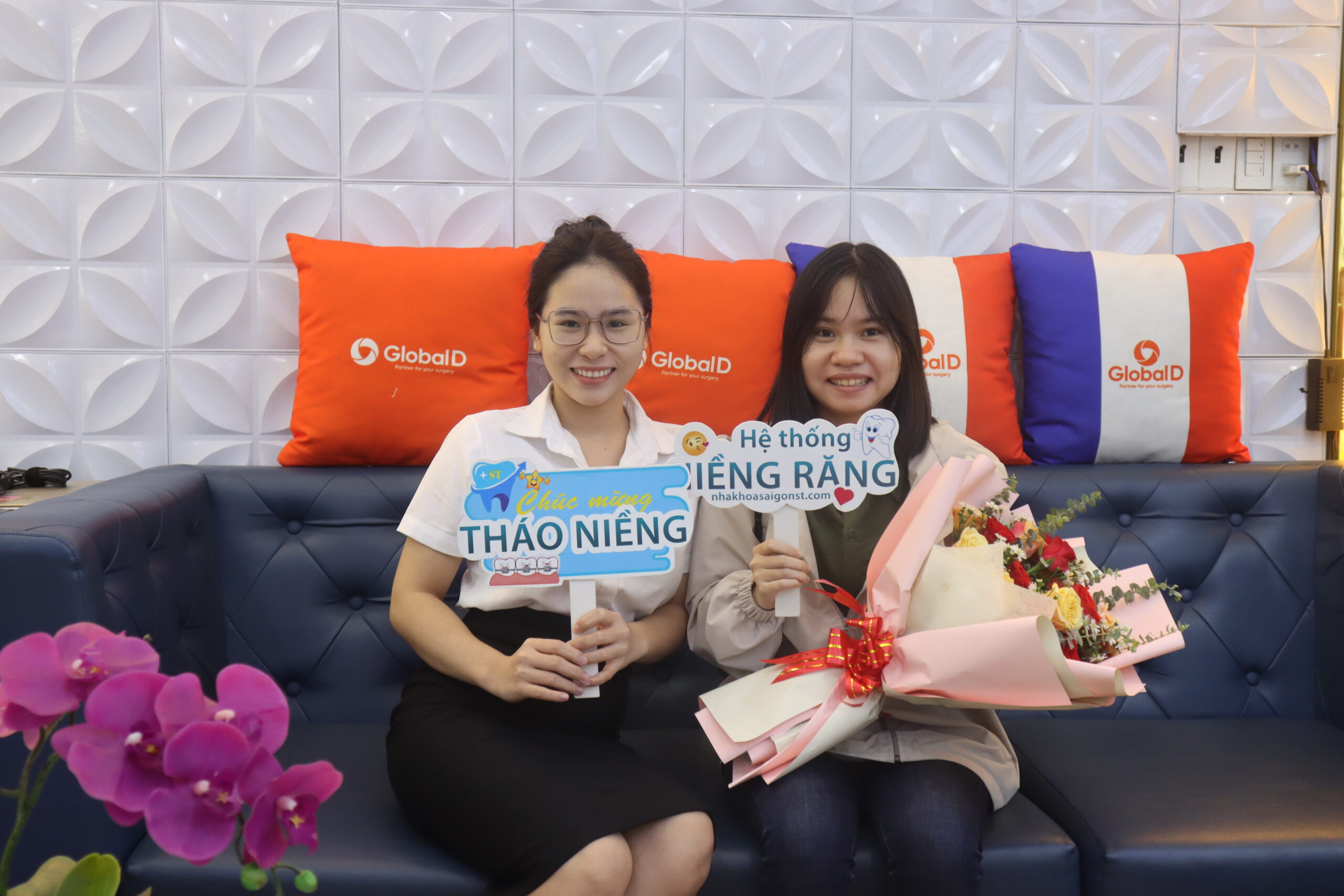 Niềng Răng Mắc Cài Sứ Là Gì Chi Phí Và Thời Gian Niềng Bao Lâu