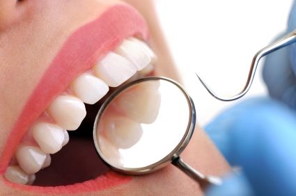 Cạo Vôi Răng Làm Răng Yếu – Sự Thật Hay Hiểu Lầm Tai Hại