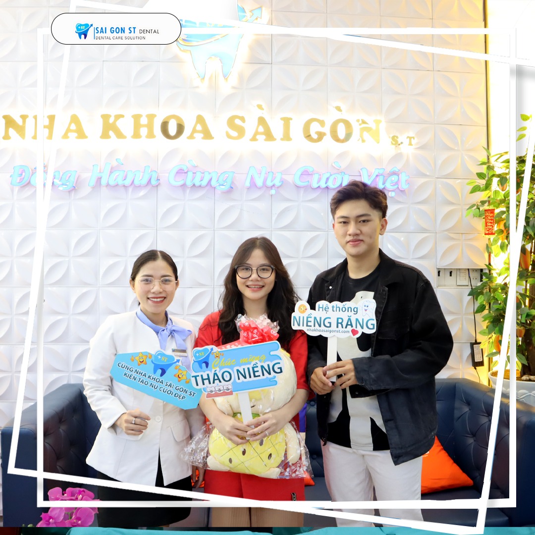Nút Attachment Là Gì Tại Sao Phải Gắn Attachment Khi Niềng Răng Invisalign (5)